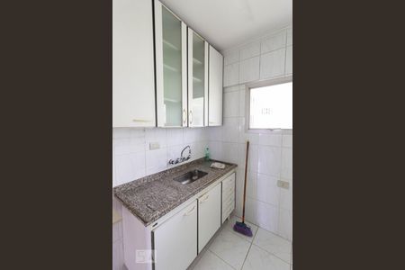 Apartamento à venda com 66m², 3 quartos e sem vaga Apartamento à venda com 66m², 3 quartos e sem vagaCozinha
