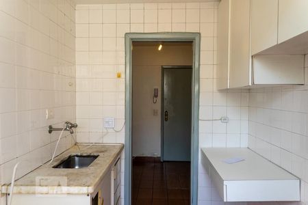 Cozinha de apartamento à venda com 1 quarto, 30m² em Água Branca, São Paulo
