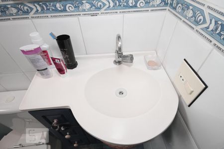 Apartamento à venda com 63m², 2 quartos e 1 vagaBanheiro