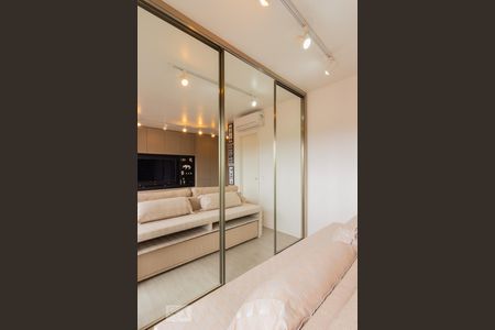 Sala de kitnet/studio para alugar com 1 quarto, 32m² em Santo Amaro, São Paulo