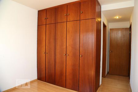 Apartamento à venda com 198m², 4 quartos e 4 vagasSuíte 2