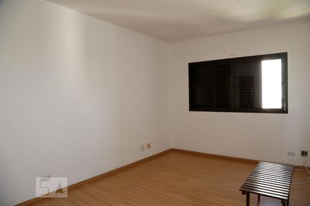 Apartamento à venda com 198m², 4 quartos e 4 vagasEscritório