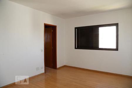 Apartamento à venda com 198m², 4 quartos e 4 vagasSuíte 3