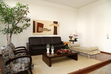 Apartamento à venda com 198m², 4 quartos e 4 vagasHall Social