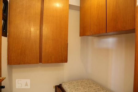 Apartamento à venda com 198m², 4 quartos e 4 vagasQuarto de Serviço