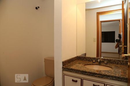 Apartamento à venda com 198m², 4 quartos e 4 vagasLavabo