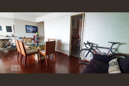 Sala de apartamento para alugar com 4 quartos, 165m² em Jardim Colombo, São Paulo