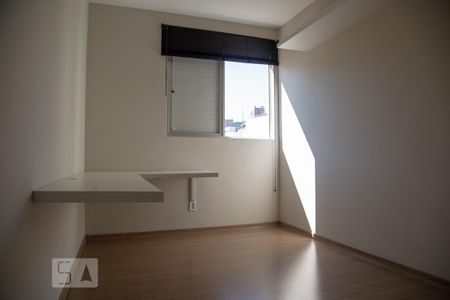 Apartamento para alugar com 73m², 2 quartos e 1 vaga