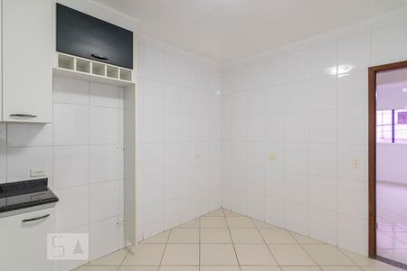 Cozinha de casa à venda com 2 quartos, 130m² em Vila Floresta, Santo André