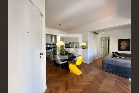 Sala de apartamento para alugar com 3 quartos, 189m² em Cambuí, Campinas