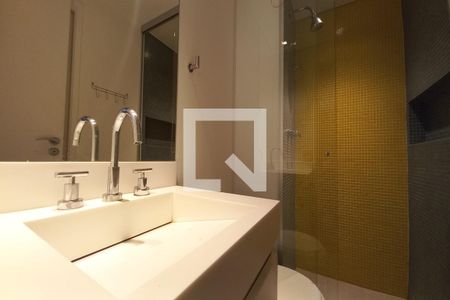 Banheiro de apartamento para alugar com 3 quartos, 189m² em Cambuí, Campinas