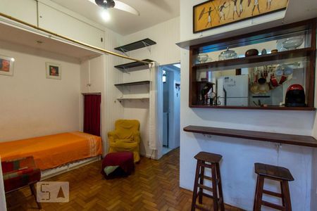 Sala de apartamento para alugar com 1 quarto, 36m² em Catete, Rio de Janeiro