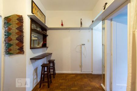 Sala de apartamento para alugar com 1 quarto, 36m² em Catete, Rio de Janeiro