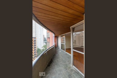 Varanda de apartamento à venda com 4 quartos, 240m² em Jardim Ampliação, São Paulo
