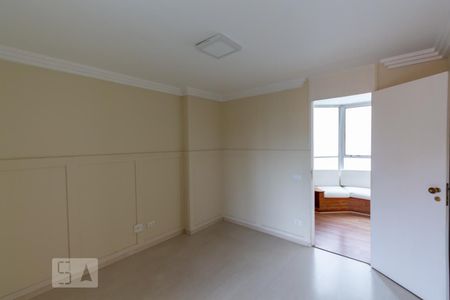 Apartamento à venda com 240m², 4 quartos e 2 vagasSuíte 3