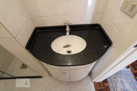 Apartamento à venda com 55m², 2 quartos e sem vagaBanheiro