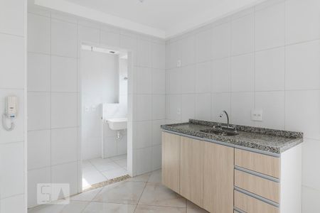 Cozinha de apartamento para alugar com 2 quartos, 52m² em Santa Teresinha, Santo André