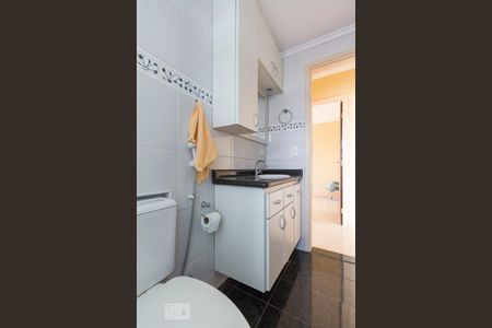 Banheiro Social de apartamento à venda com 2 quartos, 60m² em Vila Guarani (z Sul), São Paulo