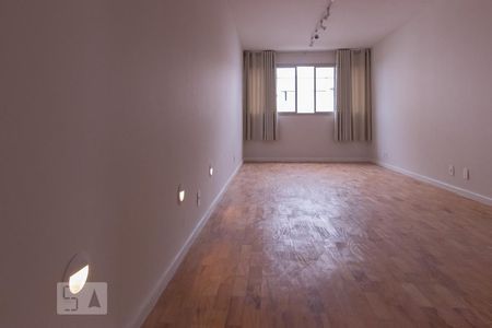 Sala - Luz Ambiente de apartamento para alugar com 3 quartos, 89m² em Vila Ipojuca, São Paulo