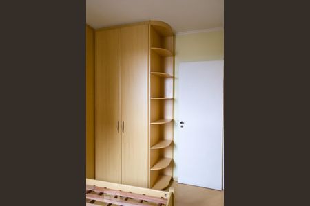 QUARTO 2 de apartamento à venda com 2 quartos, 58m² em Vila Mangalot, São Paulo