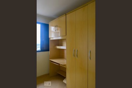 QUARTO 1 de apartamento à venda com 2 quartos, 58m² em Vila Mangalot, São Paulo