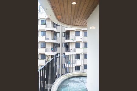 SACADA SALA de apartamento à venda com 2 quartos, 58m² em Vila Mangalot, São Paulo