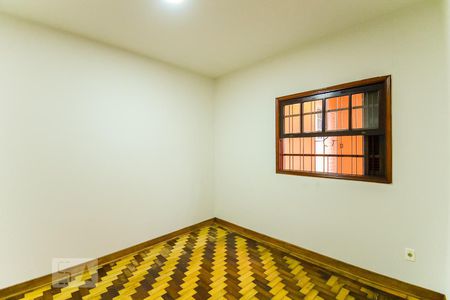 Quarto 2 de casa para alugar com 2 quartos, 240m² em Jardim Vila Formosa, São Paulo