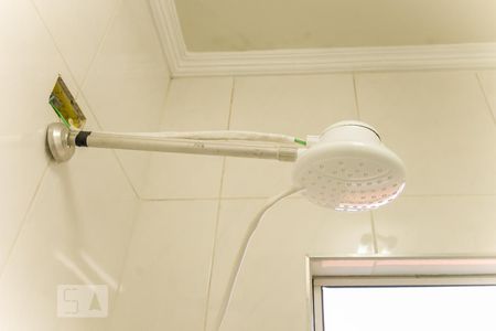 Chuveiro Elétrico de casa para alugar com 2 quartos, 240m² em Jardim Vila Formosa, São Paulo