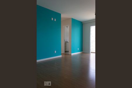Sala de apartamento à venda com 2 quartos, 60m² em Morada das Vinhas, Jundiaí