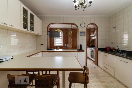 Casa à venda com 200m², 3 quartos e 4 vagasCozinha