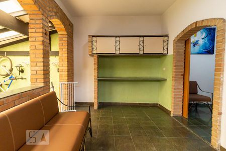 Casa à venda com 200m², 3 quartos e 4 vagasPiso inferior