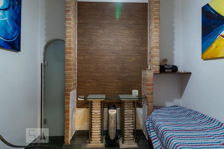 Casa à venda com 200m², 3 quartos e 4 vagassuíte Piso inferior