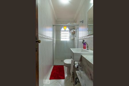 Casa à venda com 200m², 3 quartos e 4 vagasBanheiro da Suíte