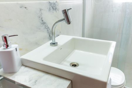 Casa à venda com 200m², 3 quartos e 4 vagasBanheiro