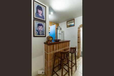 Casa à venda com 200m², 3 quartos e 4 vagasBar