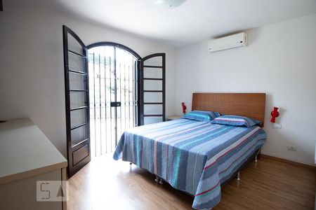 Casa à venda com 200m², 3 quartos e 4 vagasQuarto 1