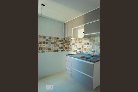 Cozinha de apartamento para alugar com 1 quarto, 41m² em Vila Aricanduva, São Paulo