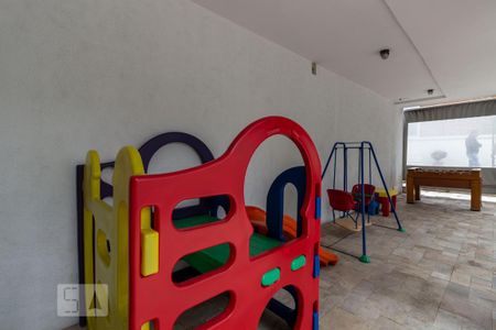 Apartamento para alugar com 140m², 3 quartos e 1 vaga Apartamento para alugar com 140m², 3 quartos e 1 vagaÁrea Comum - Playground