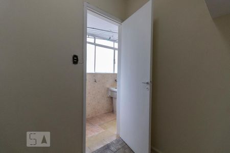 Apartamento para alugar com 140m², 3 quartos e 1 vaga Apartamento para alugar com 140m², 3 quartos e 1 vagaQuarto de Serviço