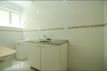 Cozinha de apartamento para alugar com 1 quarto, 35m² em Cavalhada, Porto Alegre