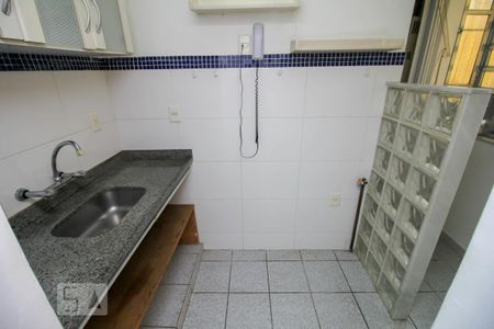 Apartamento para alugar com 60m², 1 quarto e sem vaga Apartamento para alugar com 60m², 1 quarto e sem vagaCozinha - Armário