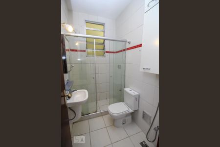 Apartamento para alugar com 60m², 1 quarto e sem vaga Apartamento para alugar com 60m², 1 quarto e sem vagaBanheiro da Suíte