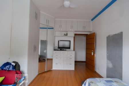 Casa à venda com 250m², 3 quartos e 2 vagas Casa à venda com 250m², 3 quartos e 2 vagasQuarto 2
