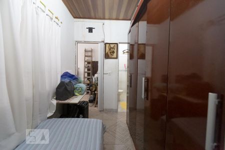 Casa à venda com 250m², 3 quartos e 2 vagas Casa à venda com 250m², 3 quartos e 2 vagasQuarto de Serviço