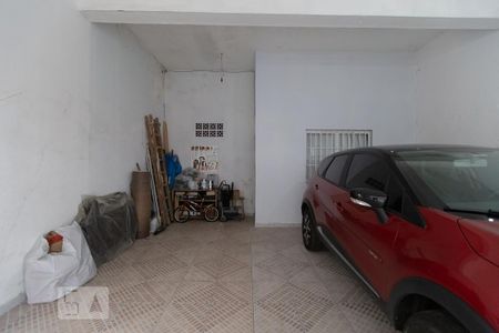 Casa à venda com 250m², 3 quartos e 2 vagas Casa à venda com 250m², 3 quartos e 2 vagasGaragem