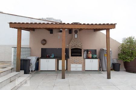 Casa à venda com 250m², 3 quartos e 2 vagas Casa à venda com 250m², 3 quartos e 2 vagasChurrasqueira