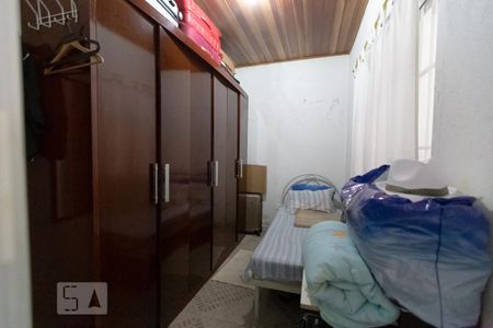 Casa à venda com 250m², 3 quartos e 2 vagas Casa à venda com 250m², 3 quartos e 2 vagasQuarto de Serviço