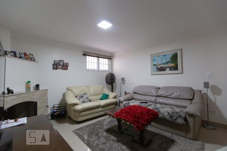 Casa à venda com 250m², 3 quartos e 2 vagas Casa à venda com 250m², 3 quartos e 2 vagasSala 2
