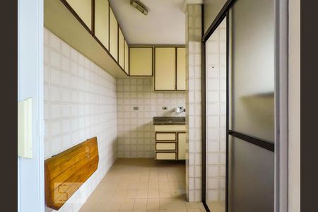 Cozinha de apartamento à venda com 2 quartos, 53m² em Vila das Mercês, São Paulo