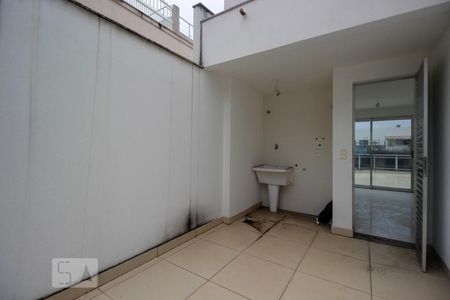 Apartamento à venda com 180m², 2 quartos e 4 vagas Apartamento à venda com 180m², 2 quartos e 4 vagasÁrea de Serviço